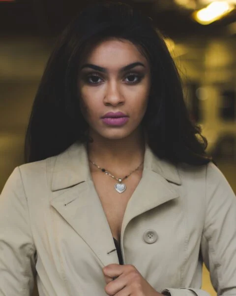 Gri Modern Blazer (Demo Ürün) – temsili moda fotoğrafı